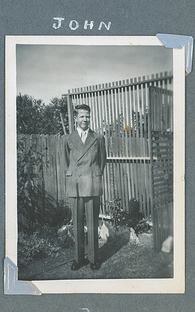 Joy_and_Geoff_old_photos-0053