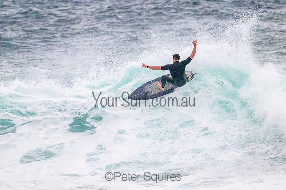 Whale_Beach_220513_072819_0001-Edit