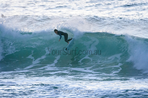 Whale_Beach_210611_065446_0015