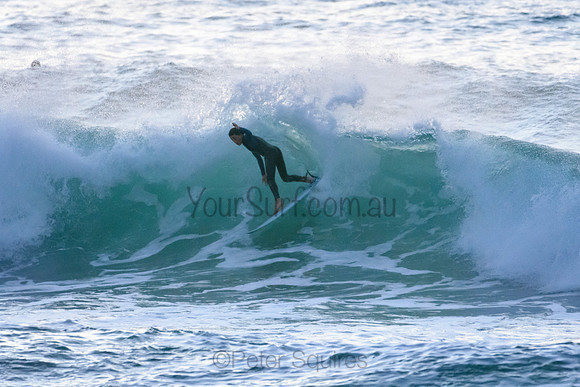 Whale_Beach_210611_065447_0016