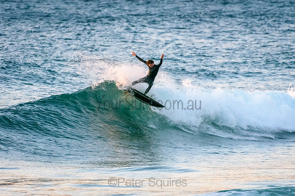 Whale_Beach_210611_070716_0033