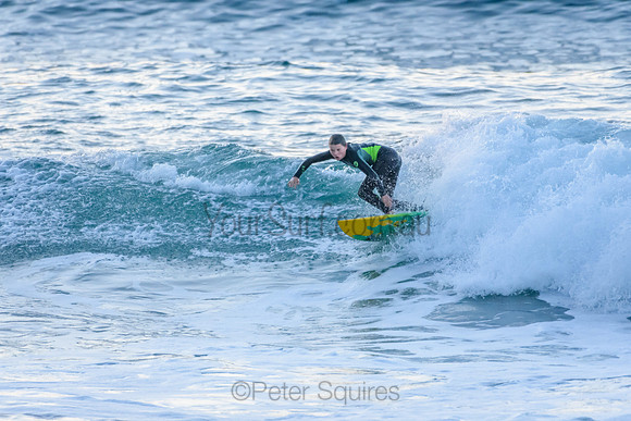 Whale_Beach_210611_071342_0045