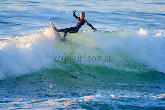 Whale_Beach_210611_072357_0079