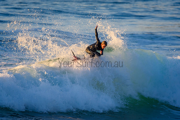 Whale_Beach_210611_072358_0082