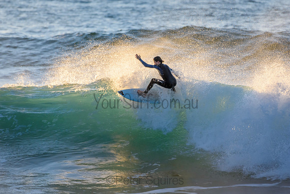 Whale_Beach_210611_072618_0091