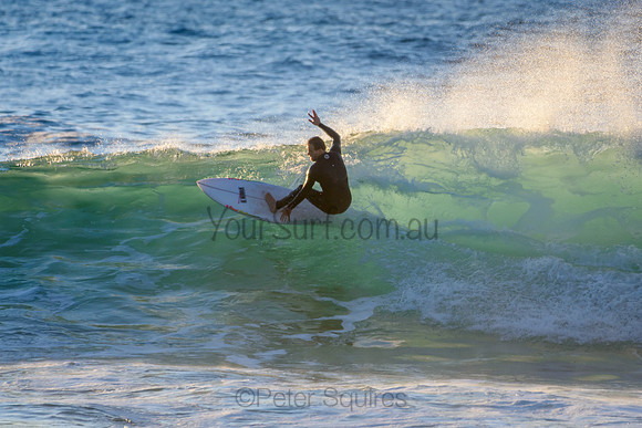 Whale_Beach_210611_073314_0106