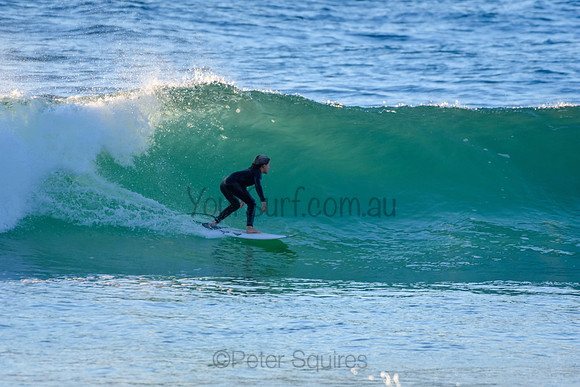 Whale_Beach_210611_074033_0120