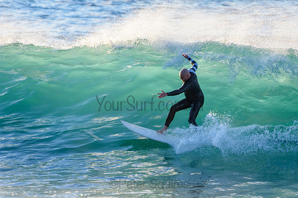 Whale_Beach_210611_074105_0128