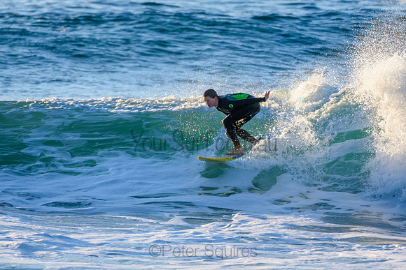 Whale_Beach_210611_074118_0137
