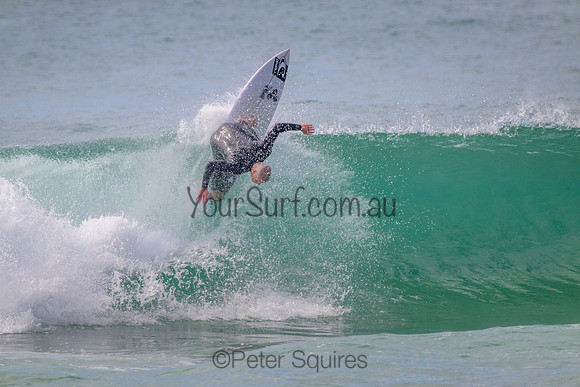 Whale_Beach_220910_095718_0142