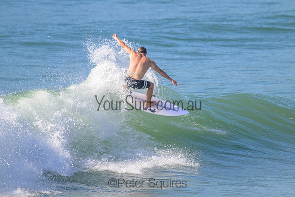 Whale_Beach_220405_091740_0003