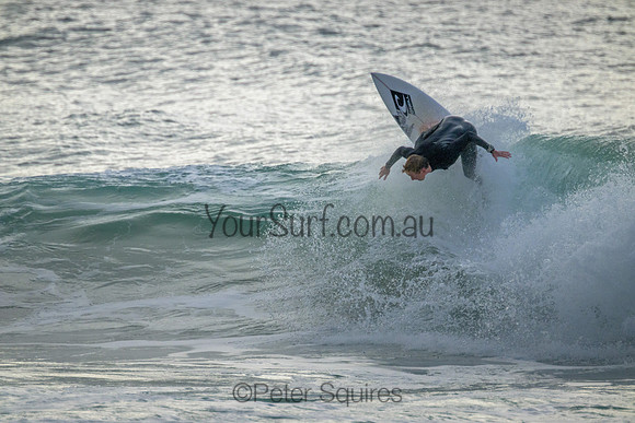Whale_Beach_220809_082110_0082