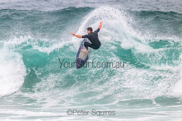 Whale_Beach_220513_075553_0054-Edit