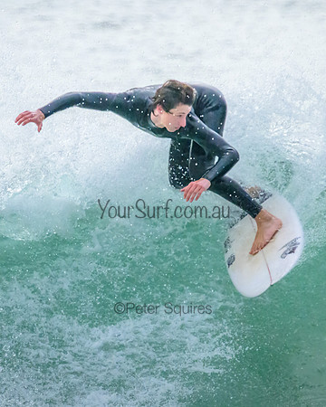 Whale_Beach_220809_081538_0042