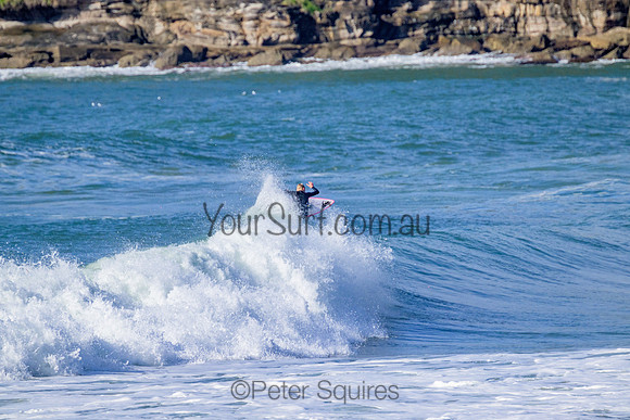 Whale_Beach_220724_094632_0201
