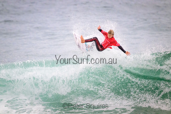 Whale_Beach_220430_073654_0101