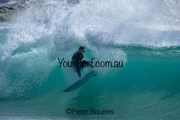 Whale_Beach_231005_091005_0185