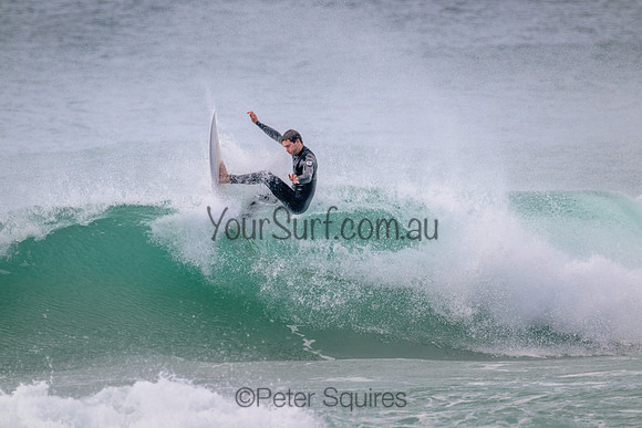 Whale_Beach_220910_094353_0100