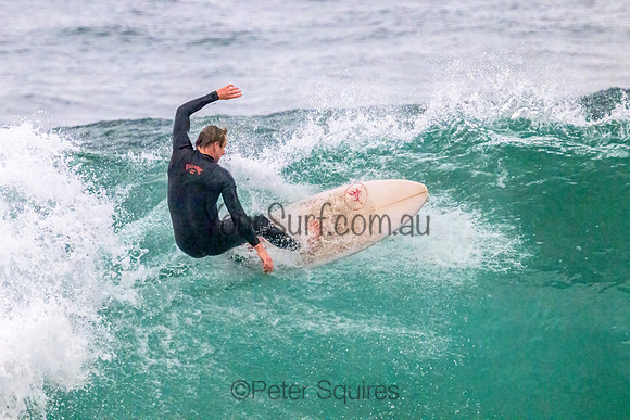 Whale_Beach_220513_075038_0023-Edit