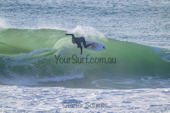 Whale_Beach_220724_083947_0019-E