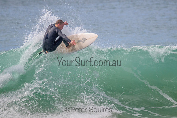 Whale_Beach_220910_095230_0128
