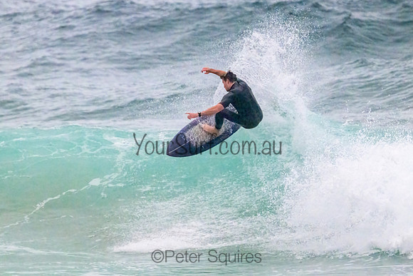 Whale_Beach_220513_073607_0017-Edit