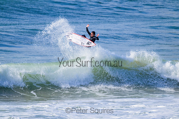 Whale_Beach_220724_092123_0151-E