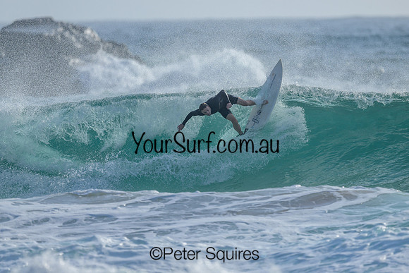 Whale_Beach_231112_075857_0331