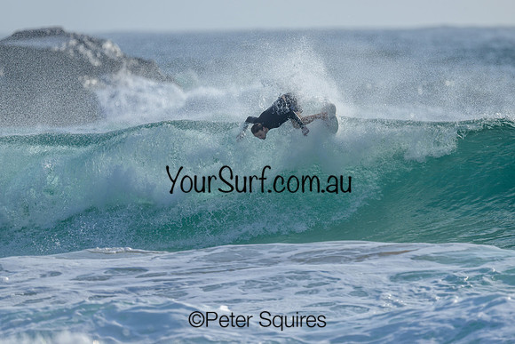 Whale_Beach_231112_075857_0333