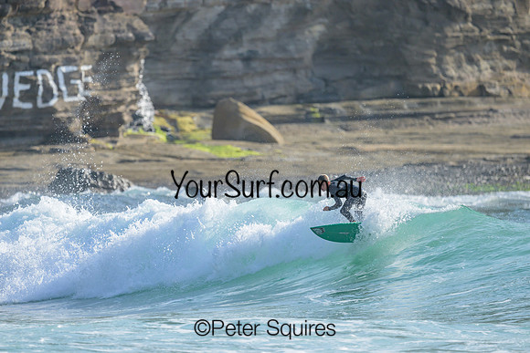 Whale_Beach_231112_080148_0380