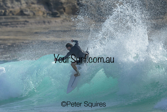 Whale_Beach_231112_080354_0475