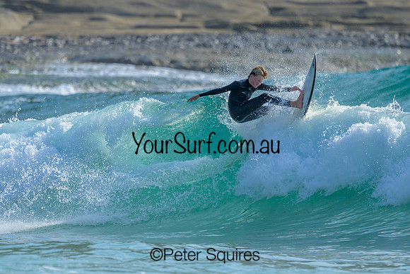 Whale_Beach_231112_081723_0750