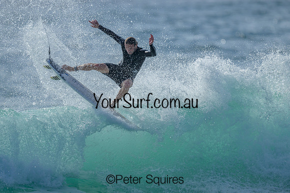Whale_Beach_231112_082539_0977