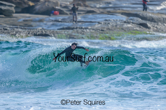Whale_Beach_231112_083120_1086