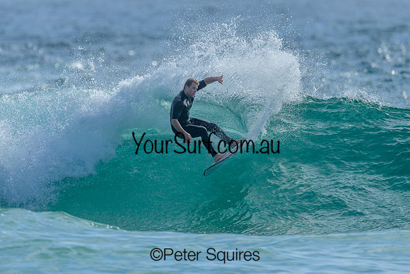 Whale_Beach_231112_083759_1223