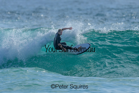 Whale_Beach_231112_083759_1221