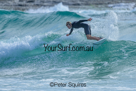 Whale_Beach_231112_084434_1310