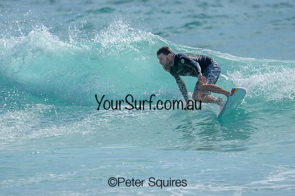 Whale_Beach_231112_085112_1486