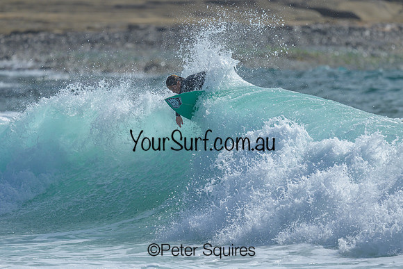 Whale_Beach_231112_085153_1548