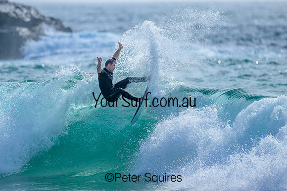 Whale_Beach_231112_085524_1605
