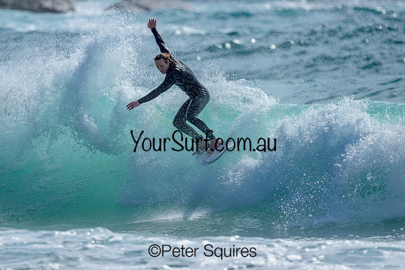 Whale_Beach_231112_090234_1773
