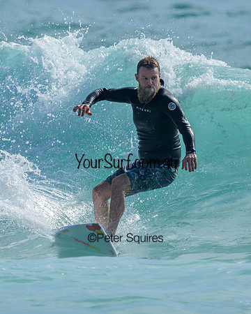 Whale_Beach_231112_085112_1484-e
