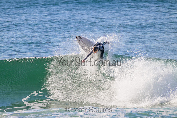 Whale_Beach_220729_090053_059