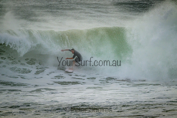 Whale_Beach_220305_081907_0173