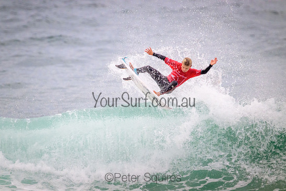 Whale_Beach_220430_073654_0105