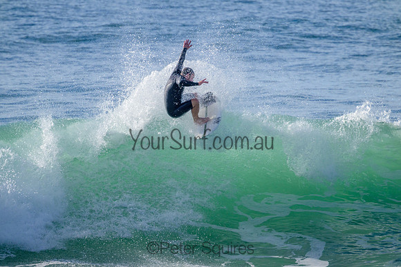 Whale_Beach_220416_082743_0123