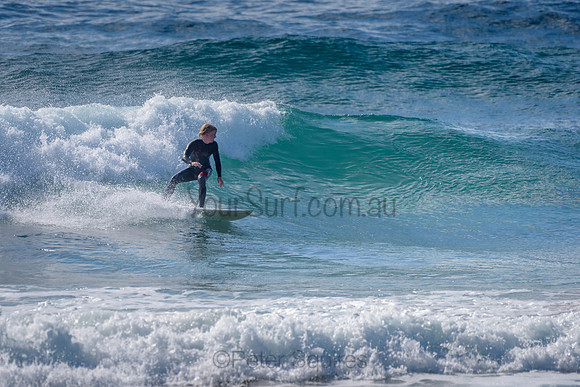 Whale_Beach_211014_090615_0001