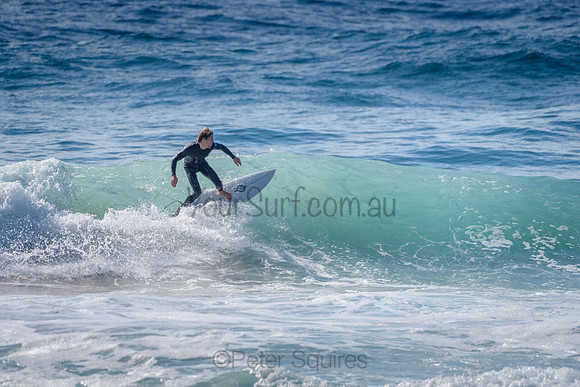 Whale_Beach_211014_091222_0021