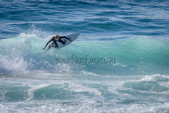 Whale_Beach_211014_091224_0023
