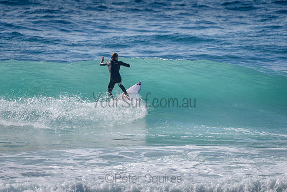 Whale_Beach_211014_091237_0030